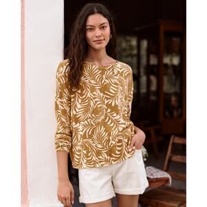 Garnet Hill Women's Sweater in Mustard and White